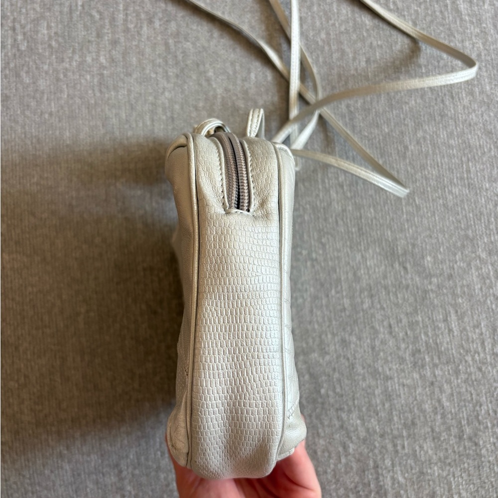 Sharif Cream Crossbody Bag - Picture 4 of 6